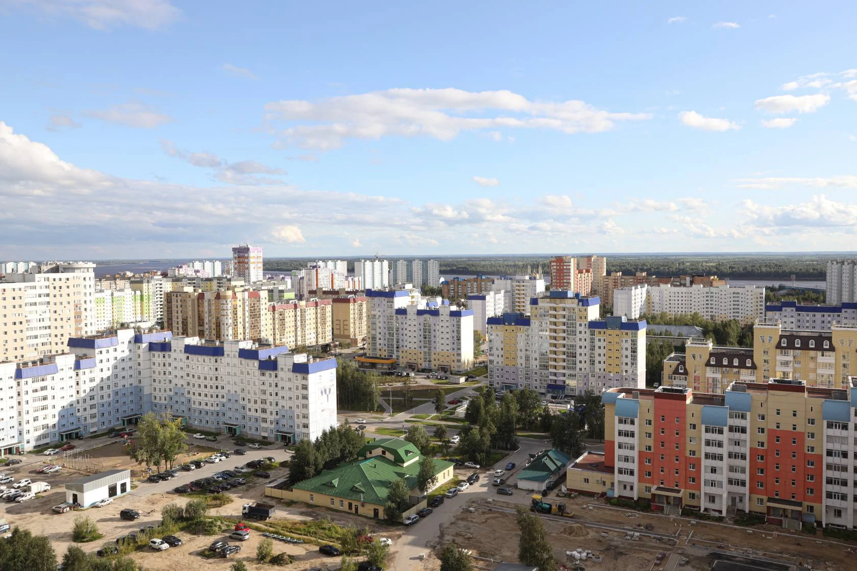 Будьте в курсе: Вартовчан просят высказать мнение о работе управляющих компаний