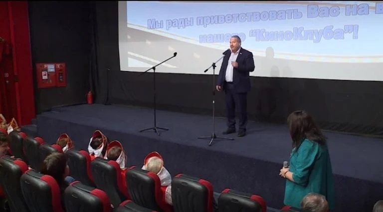 В РЕЖИМЕ «ВОПРОС - ОТВЕТ»: ДЕПУТАТЫ ПРОВОДЯТ ВСТРЕЧИ С ВАРТОВЧАНАМИ