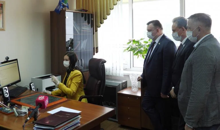 На депутатском контроле: дистанционное обучение студентов