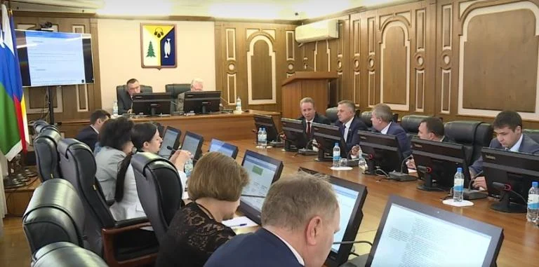 Думские вести: НА ДЕПУТАТСКОМ КОНТРОЛЕ: СНОС ДОМОВ И СТРОИТЕЛЬСТВО ДОРОГИ