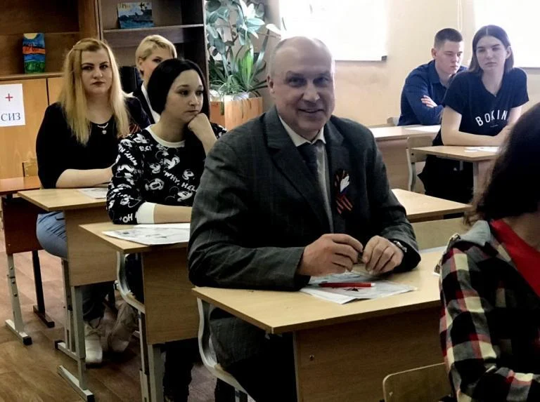 ВАРТОВЧАНЕ НАПИСАЛИ «ДИКТАНТ ПОБЕДЫ»