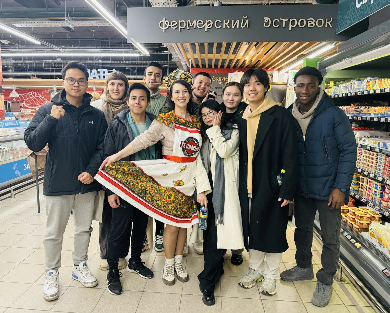 Из жизни города: Иностранные студенты познакомились с нижневартовскими предпринимателями /ВИДЕО/