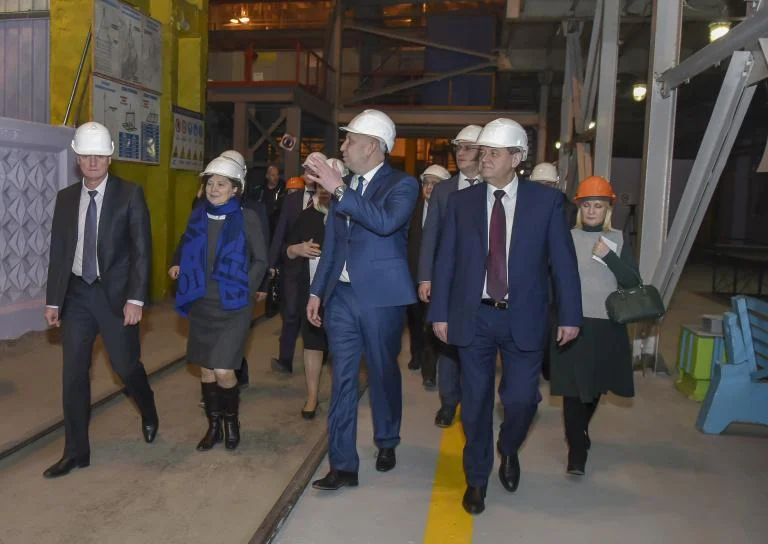 Из жизни города: Губернатор Югры посетила завод крупнейшего застройщика Нижневартовска /ФОТО/