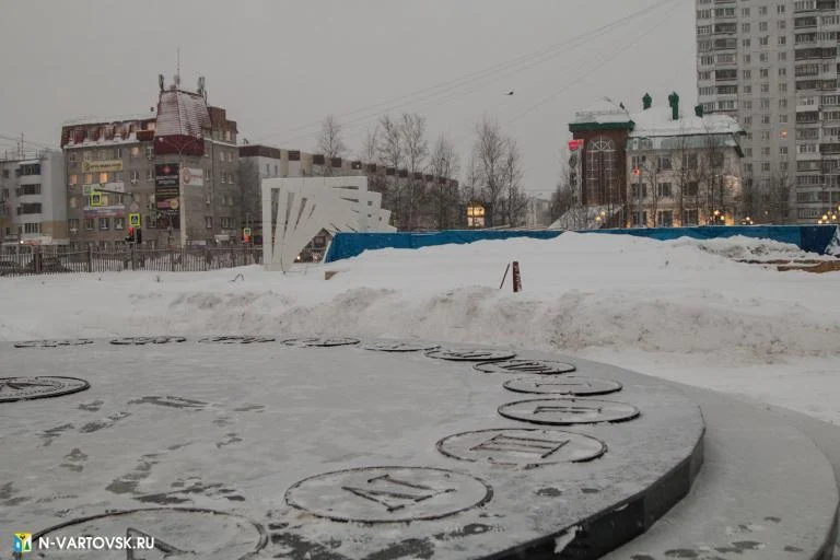 Реконструкция сквера Строителей завершается /ФОТО/