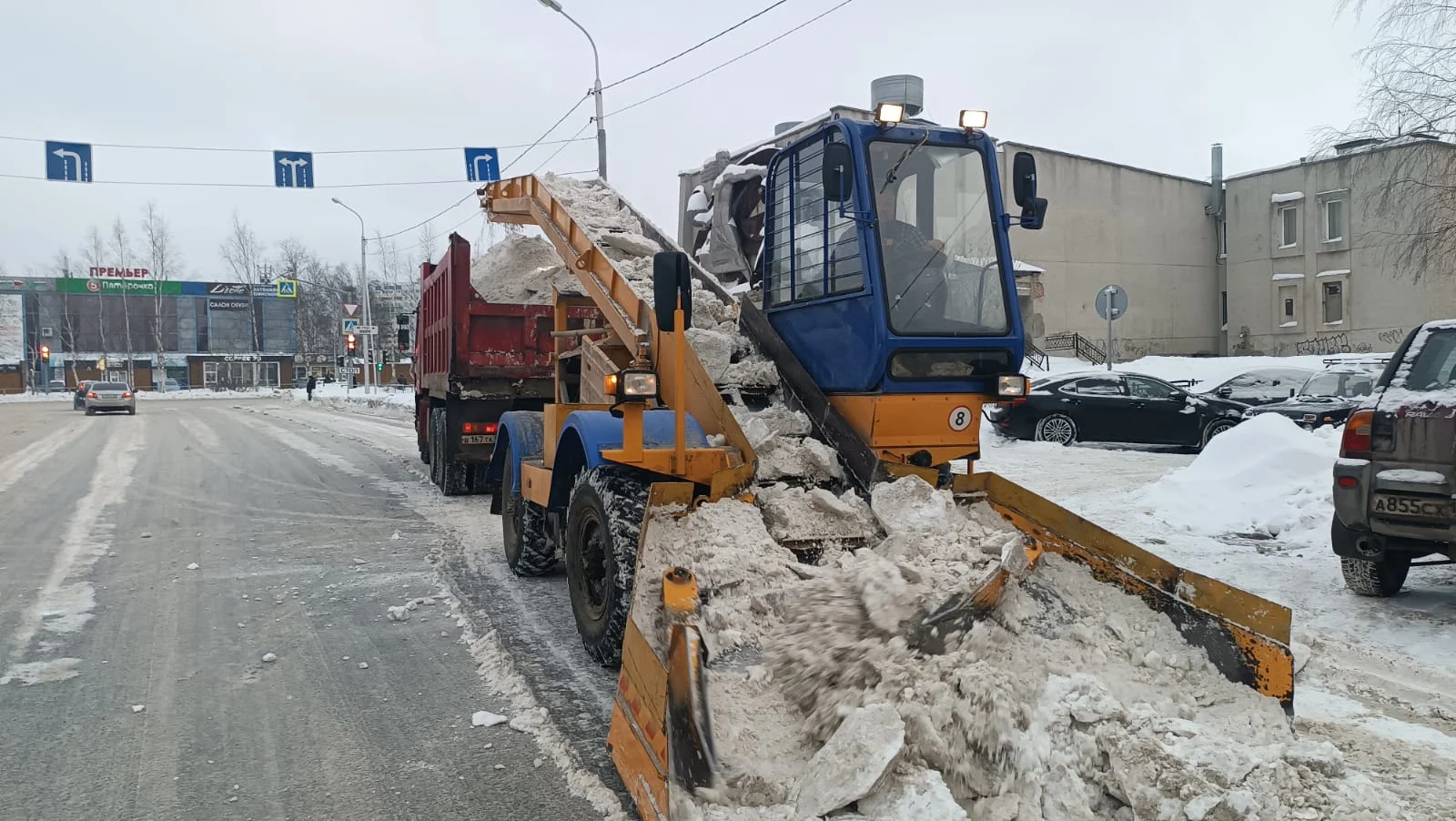 Новости ЖКХ: Продолжается вывоз снега