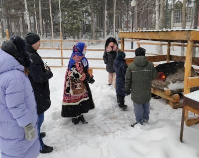 Думаем, играем, угощаемся Думаем, играем, угощаемся