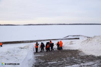 Последние приготовления перед праздником /ФОТО/