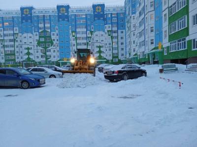 Дорожные службы устраняют последствия непогоды Дорожные службы устраняют последствия непогоды