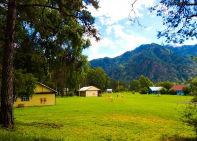 Ребята из Нижневартовска отдыхают в Республике Алтай Ребята из Нижневартовска отдыхают в Республике Алтай