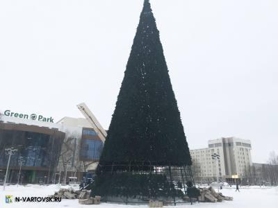 В Нижневартовске создают атмосферу праздника /ФОТО/ В Нижневартовске создают атмосферу праздника /ФОТО/