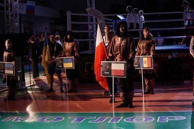 В Нижневартовске начались бои за Кубок мира по боксу нефтяных стран /ФОТО/