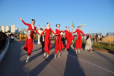 Нижневартовск встречает фестиваль /ФОТО/ Нижневартовск встречает фестиваль /ФОТО/