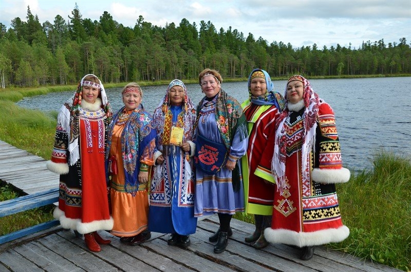 Кюпцы. Центр коренных. Национальные костюмы народов прибайкалья. Эвенкийский ансамбль биракан. Кюпцы.