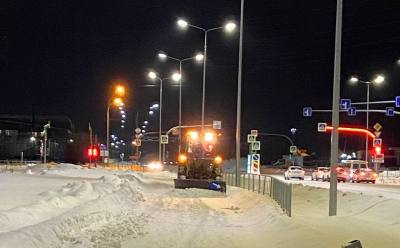 Для снегоуборочных работ привлечена дополнительная техника Для снегоуборочных работ привлечена дополнительная техника