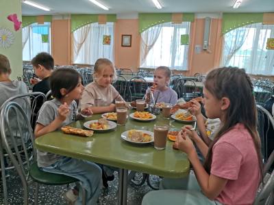 Организация питания в летних лагерях на контроле специалистов /ФОТО/ Организация питания в летних лагерях на контроле специалистов /ФОТО/