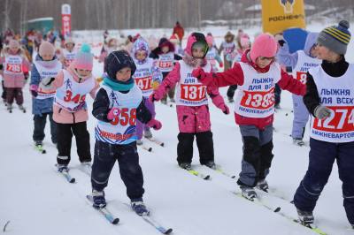 На Комсомольском озере прошли соревнования «Лыжня для всех» /ФОТО/