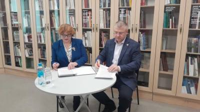 В Нижневартовске подписано соглашение о стратегическом партнерстве между Союзом журналистов и краеведческим музеем