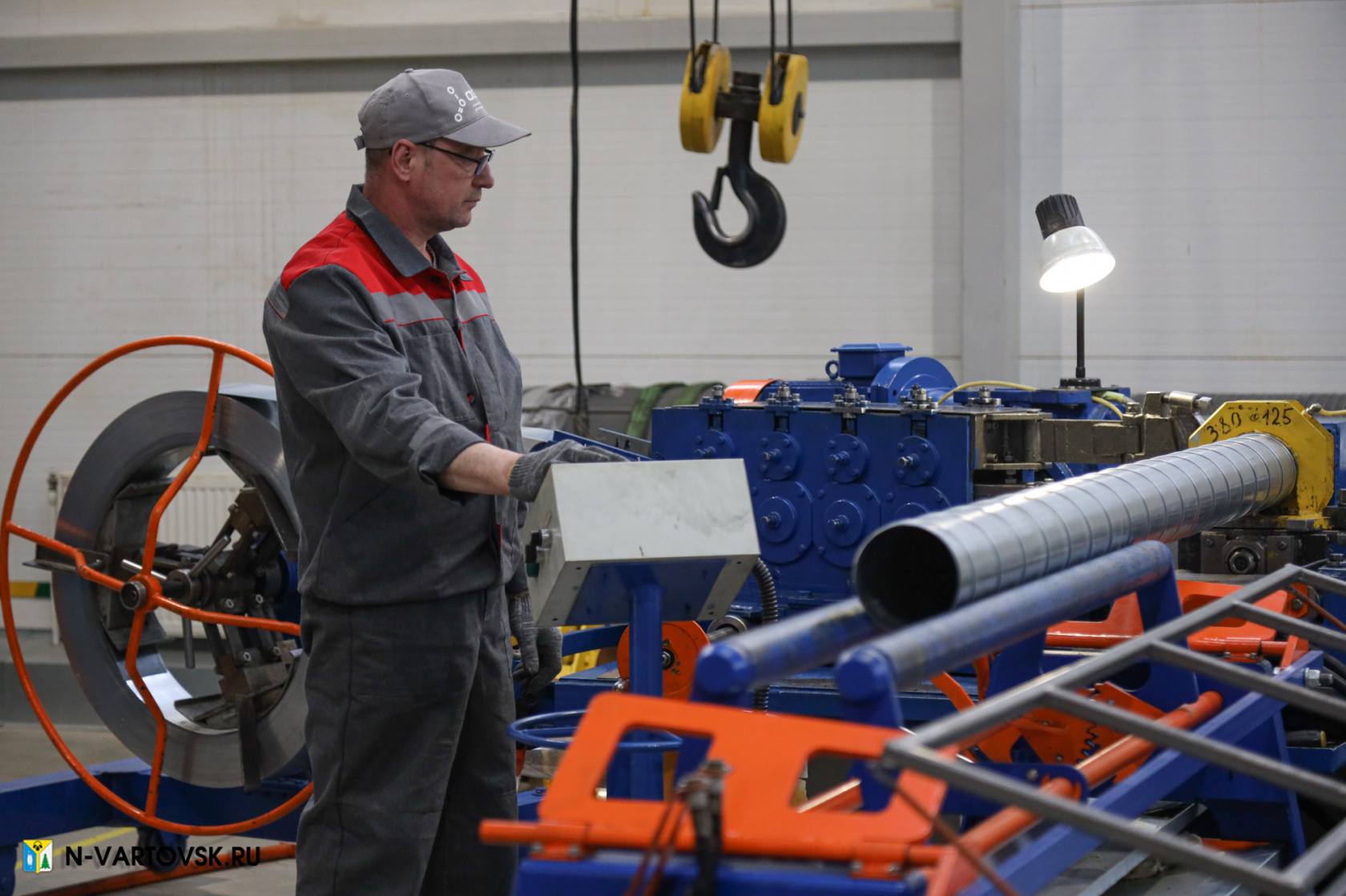 предприятия нижневартовска. здание администрации нижневартовска. зао нижневартовскремсервис директор. нижневартовское нефтегазодобывающее предприятие нижневартовск. вакансии помощник бурильщика крс в хмао-югра.