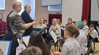 Об итогах мастер-класса Народного артиста России, профессора кафедры народных инструментов Российской академии музыки имени Гнесиных Круглова Вячеслава Павловича 