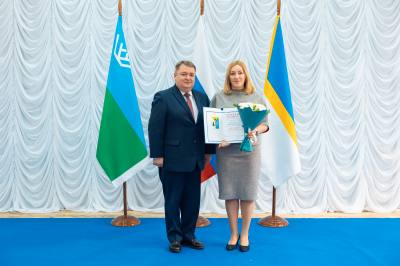 В Нижневартовске отметили председателей  участковых избирательных комиссий /ФОТОРЕПОРТАЖ/