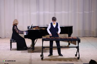 Времена года» открывают дорогу юным дарованиям Нижневартовска /ФОТО/ Времена года» открывают дорогу юным дарованиям Нижневартовска /ФОТО/