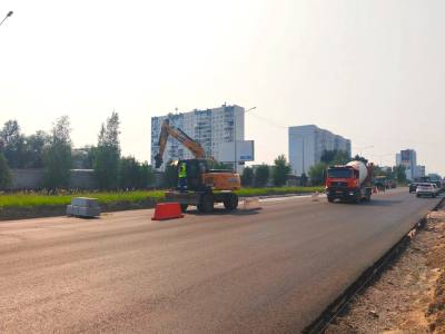 В Нижневартовске продолжаются дорожные работы