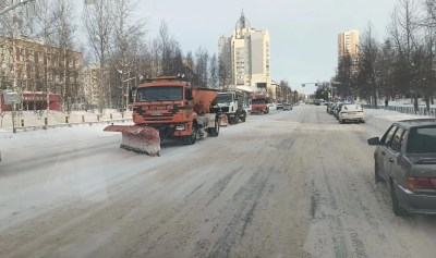 Уборка снега на территории города