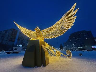 Город надевает праздничный наряд