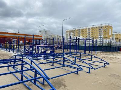В новых микрорайонах создают универсальную спортплощадку для вартовчан /ФОТО/