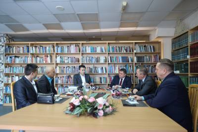 Развитие туризма и трудовой миграции между Нижневартовском и Узбекистаном /ФОТО/