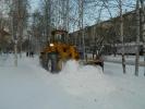 Уберите транспорт: проспект Победы будут чистить от снега