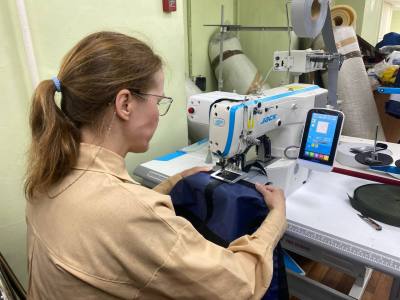 Предприниматели помогают школьникам выбрать профессию Предприниматели помогают школьникам выбрать профессию