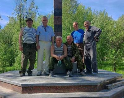На суше, в воздухе и на воде: защитникам рубежей Отечества посвящается 