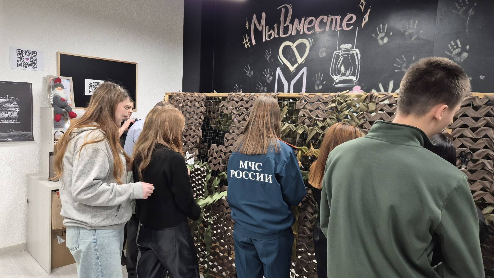 Добровольцы - фронту 