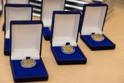 В Нижневартовске вручили государственные и муниципальные награды /ФОТО/ В Нижневартовске вручили государственные и муниципальные награды /ФОТО/