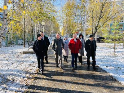 Проект «Сквер в каждый двор» - результативен. Депутаты ждут предложений от жителей города. Проект «Сквер в каждый двор» - результативен. Депутаты ждут предложений от жителей города.