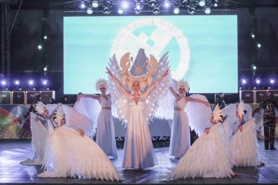 Самотлорские ночи собрали более 70 тысяч человек /ФОТО/ Самотлорские ночи собрали более 70 тысяч человек /ФОТО/