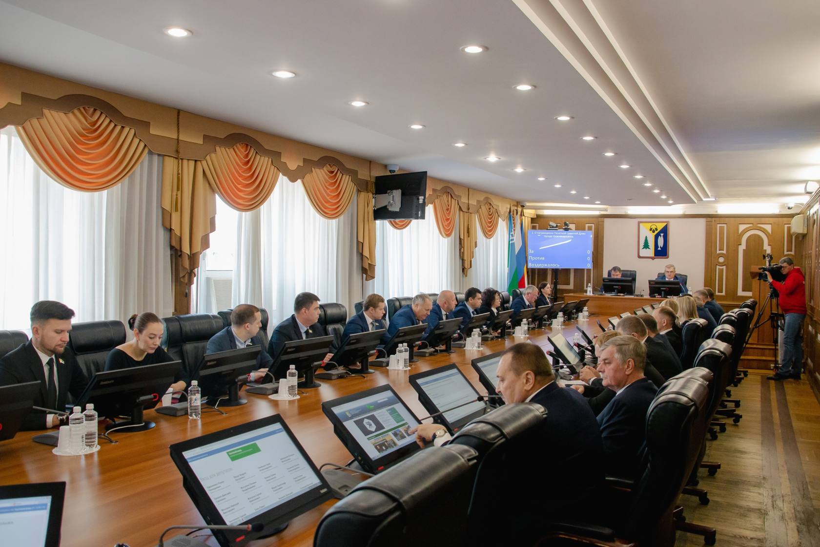 дума города нижневартовска. дума города нижневартовска. депутаты города. санников николай вячеславович ижевск. депутата думы нижневартовска сергея землянкина.