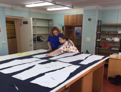 Шьем для наших»: работа продолжается
