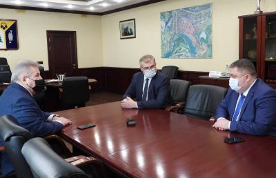 Борис Хохряков встретился с главой города и председателем Думы Нижневартовска