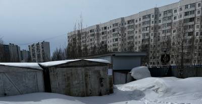 Информация для собственников металлических гаражей  по ул. Ханты-Мансийской (напротив 16 микрорайона) /ФОТО/