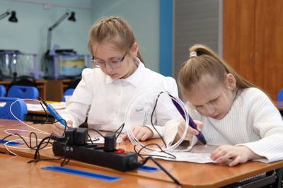 Конструируем и программируем в школе Конструируем и программируем в школе