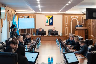 Народные избранники приняли основной финансовый документ города