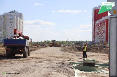 Строительство новых дорог в Нижневартовске продолжается без сбоев