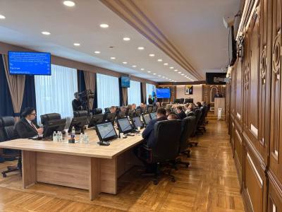 Дума Нижневартовска приняла отчет главы города 