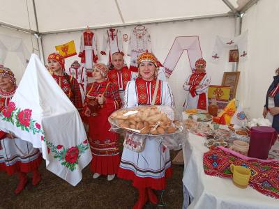 Вартовчан приглашают на праздник «Акатуй» Вартовчан приглашают на праздник «Акатуй»