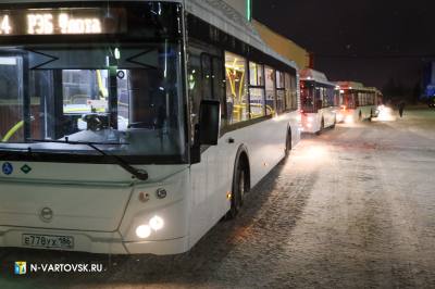 Безопасность и комфорт: новые автобусы вышли на линию /ФОТО/