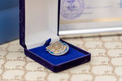 Нижневартовцам вручили почетные награды /ФОТО/