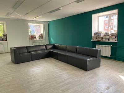 Новое пространство для чтения и интеллектуального досуга /ФОТО/