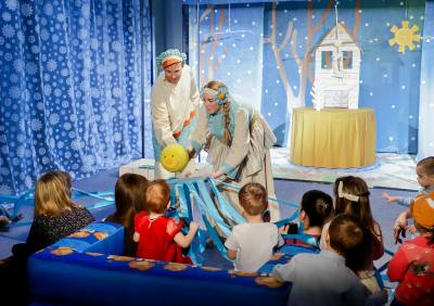 В афише нижневартовского ТЮЗа будет больше спектаклей для подростков и молодежи /ФОТО/ В афише нижневартовского ТЮЗа будет больше спектаклей для подростков и молодежи /ФОТО/